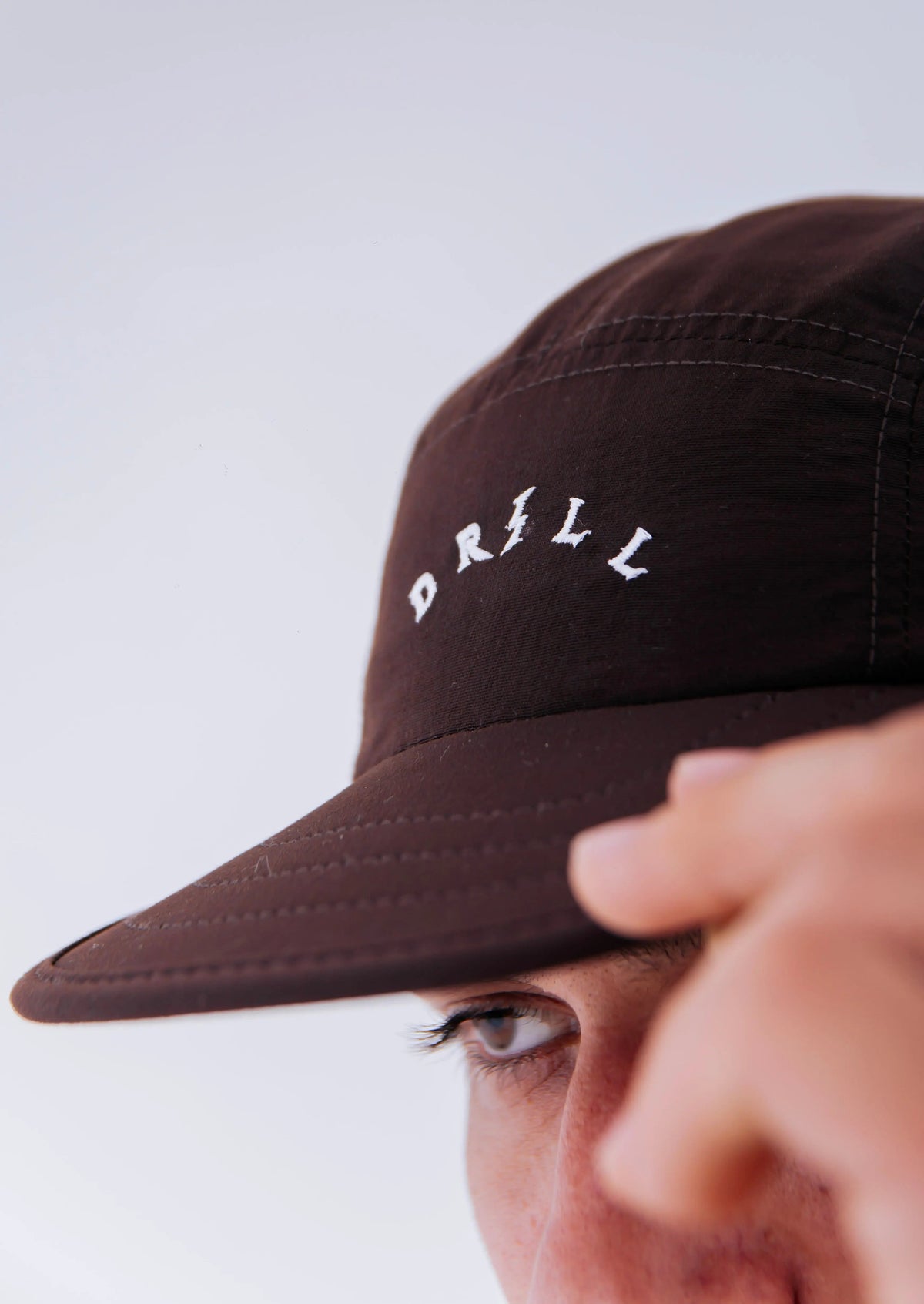 boné five panel tunnel drill Drill